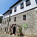 Sokak Boutique 베라트