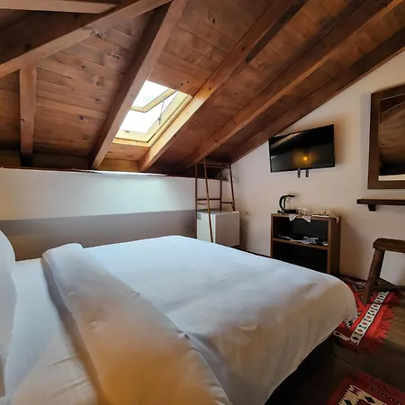 Sokak Boutique 베라트