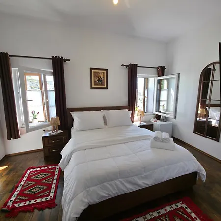 Sokak Boutique 3* Berat