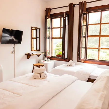 Sokak Boutique 3* Berat